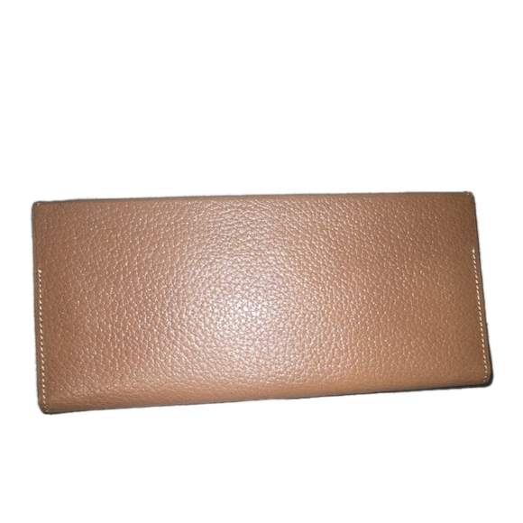 LIKE NEW - Burberry Tan Leather Wallet - Picture 2 of 9